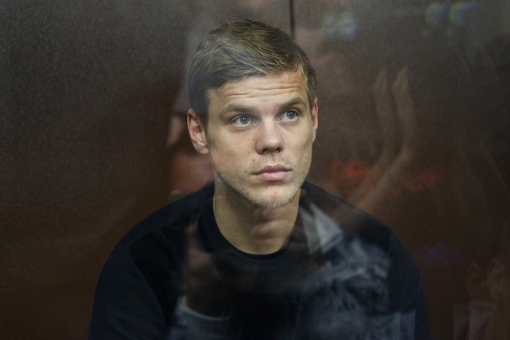 Тренер Валерий Непомнящий: Контракт с «Зенитом» может быть последним в карьере Кокорина