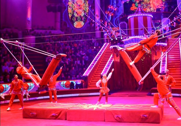 Цирк на цветном бульваре арена фото