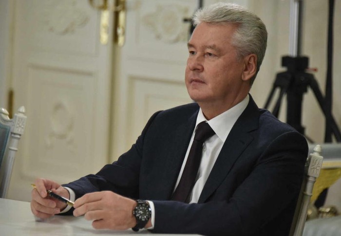 Сергей Собянин подписал указ о доплатах медикам, лечащим от коронавируса