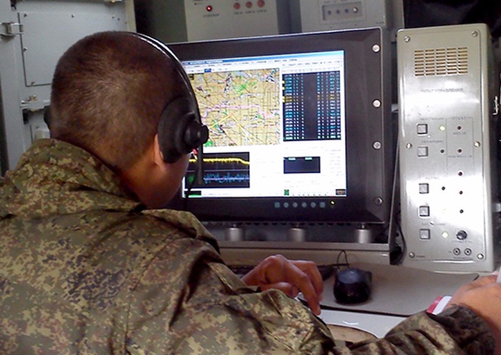 Военные показали разработку новейшего комплекса радиоэлектронной борьбы