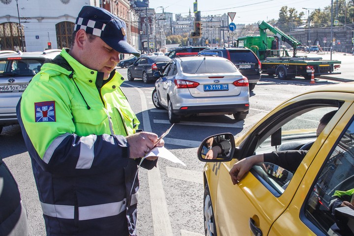 Компании-посредники в сфере такси пройдут проверку