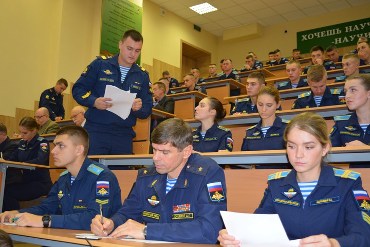 Десант учит географию не по глобусу