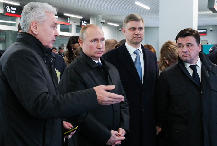 Владимир Путин и Сергей Собянин запустили движение по первым МЦД