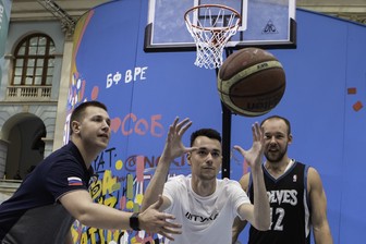 Столичные учителя сыграют в баскетбол с олимпийскими чемпионами