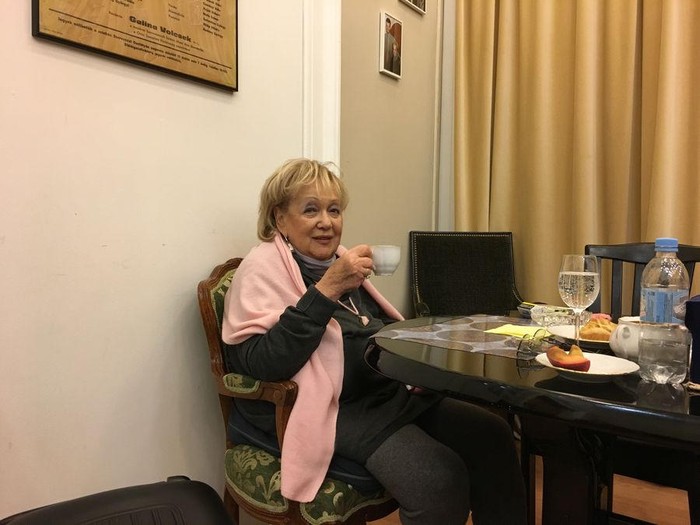 Лариса Рубальская показала фото Волчек за неделю до смерти