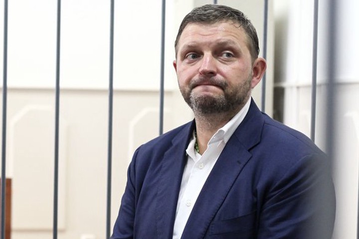 Защита бывшего губернатора Белых отозвала ходатайство о смягчении ему наказания