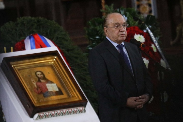 «Человек, чье имя стало символом эпохи»: Москва простилась с Юрием Лужковым