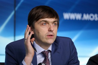 Минпросвещения оценило перспективы возвращения очного обучения в 2021 году
