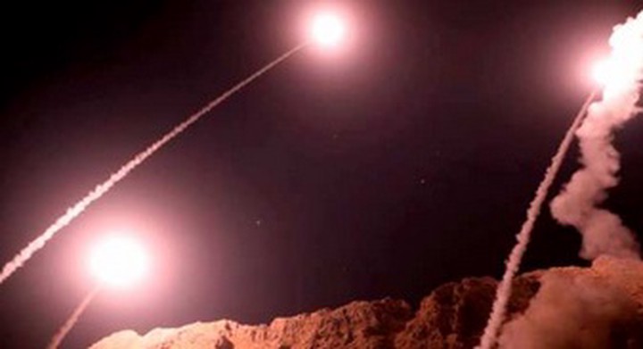 Удары по объектам США в Ираке попали на видео