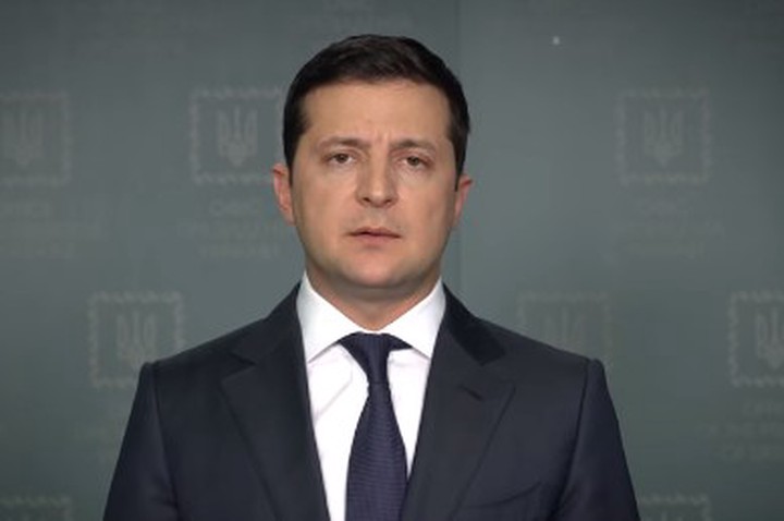 Появилось видео прощания Зеленского с погибшими при крушении лайнера в Иране