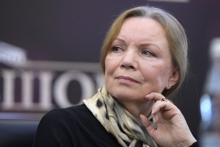 Сергей Собянин поздравил с юбилеем народную артистку России Валентину Теличкину