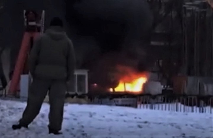 Подсобное помещение загорелось в Парке Горького