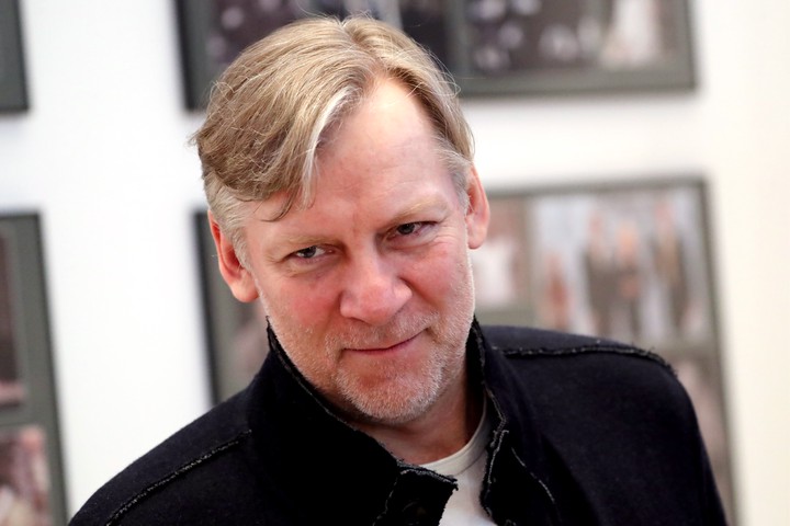 Директор «Ленкома» рассказал о здоровье актера Виктора Ракова