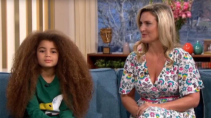 Malchika S Dlinnymi Volosami Otkazalis Prinimat V Shkolu Vechernyaya Moskva