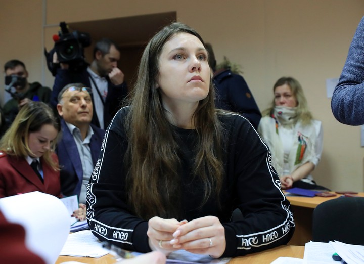 Сбежавшую из карантина пациентку в Петербурге принудительно изолируют