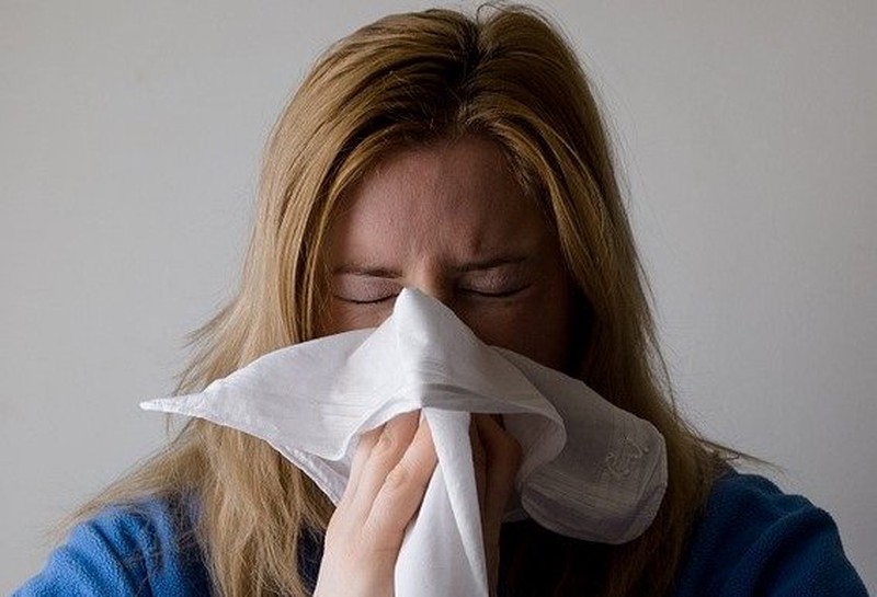 Подмосковный врач рассказала, как отличить аллергию от коронавирусной инфекции