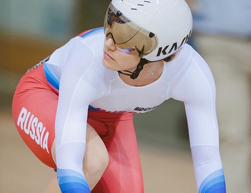 Россиянка Анастасия Войнова завоевала золото в спринте на ЧЕ по велотреку