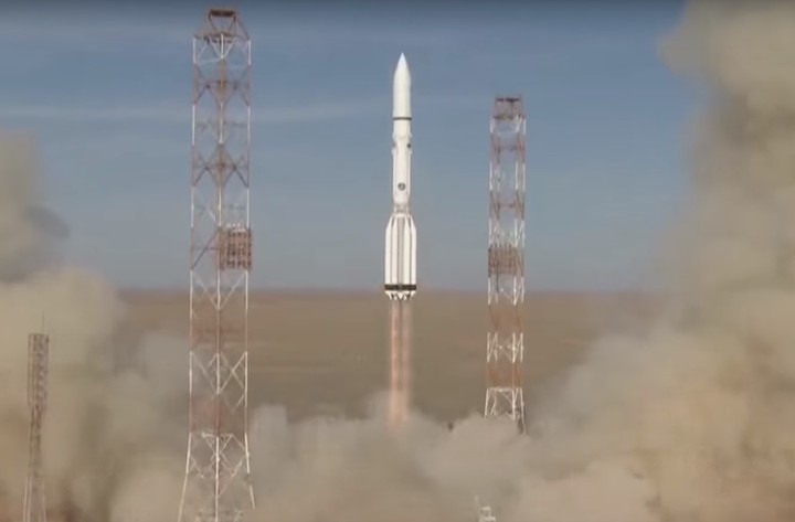 Роскосмос выявит виновных в использовании некачественных комплектующих в «Протоне-М»