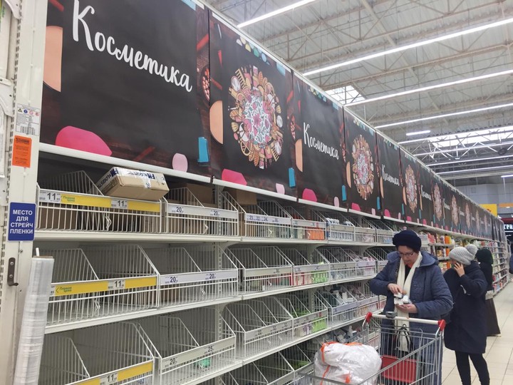 Что за безумие?! Какие продукты исчезли из московских магазинов