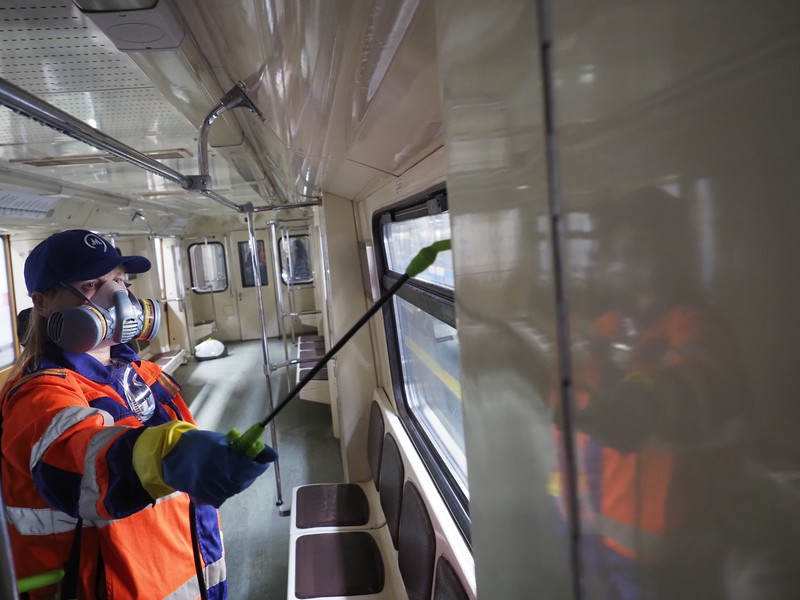 Более двух тысяч обработок провели в метрополитене Москвы в период пандемии