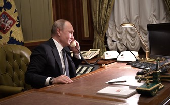 Путин обсудил с Алиевым и Пашиняном работу миротворцев в Карабахе