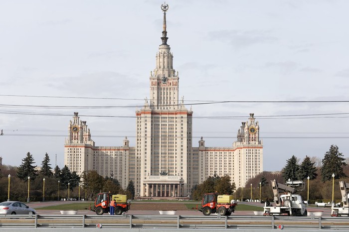 Аккредитация российских вузов станет бессрочной в 2022 году