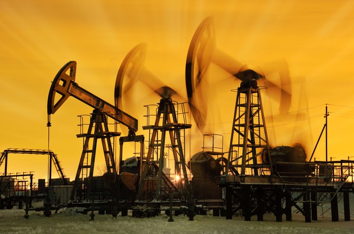 Глава Минприроды рассказал, на сколько лет в России хватит нефти и газа