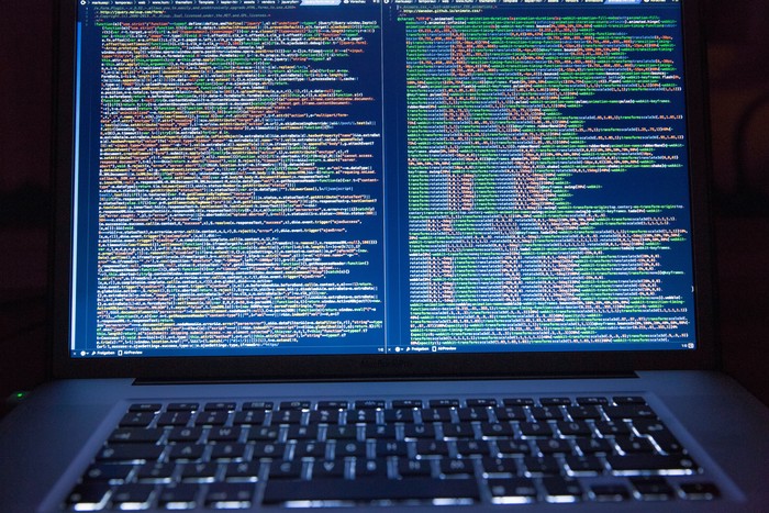 Сайт Минобороны РФ заработал после кибератаки