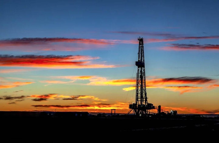 Стоимость нефти Brent превысила 66 долларов впервые с января 2020 года