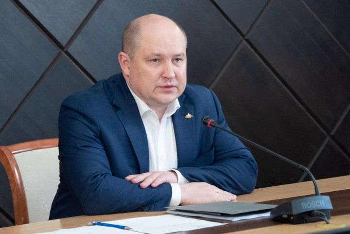 Губернатор Севастополя заявил, что город обеспечивается водой без сбоев