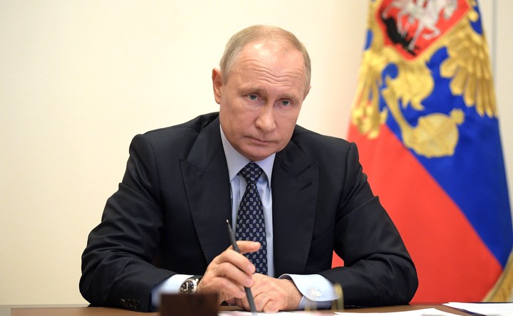 Путин обсудил с президентом Мексики поставку российской вакцины от COVID-19