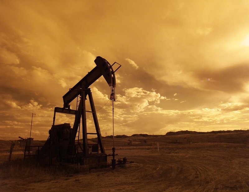 Нефть Brent подорожала до 49,65 доллара за баррель на фоне решения ОПЕК+