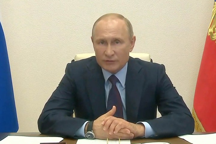 Правительство утвердило выплаты семьям с детьми