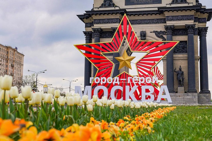 Завершен проект «Герои Советского Союза — наследникам Победы» в библиотеке МЭШ