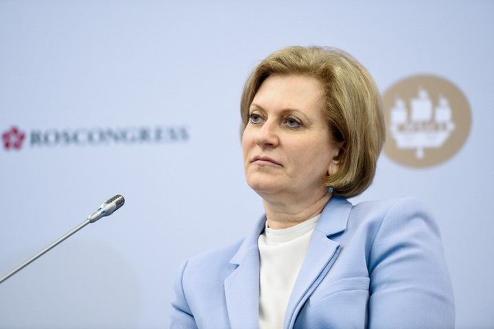 Попова: Удельный вес тяжелых больных с COVID не меняется с начала марта