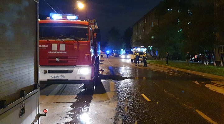 Тело человека нашли в загоревшейся квартире на западе столицы