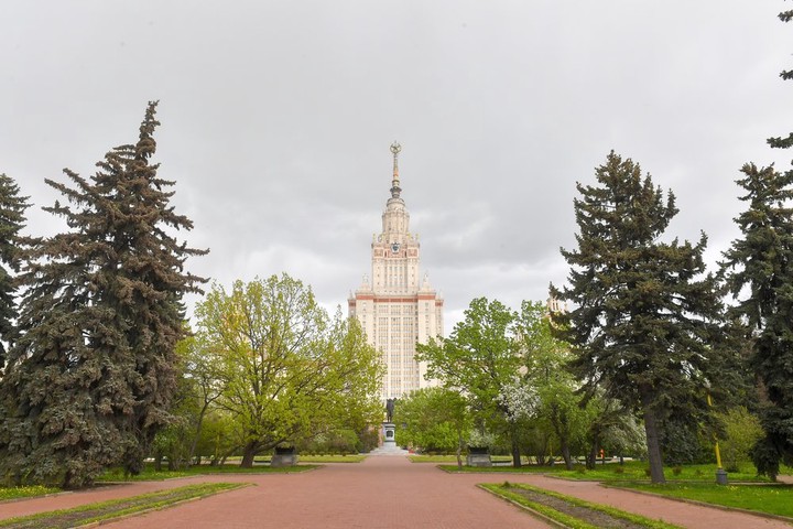 Смальтовое панно отреставрируют в актовом зале МГУ