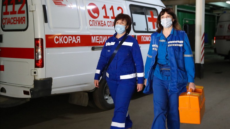 За сутки в России выявили 8232 новых случая коронавируса