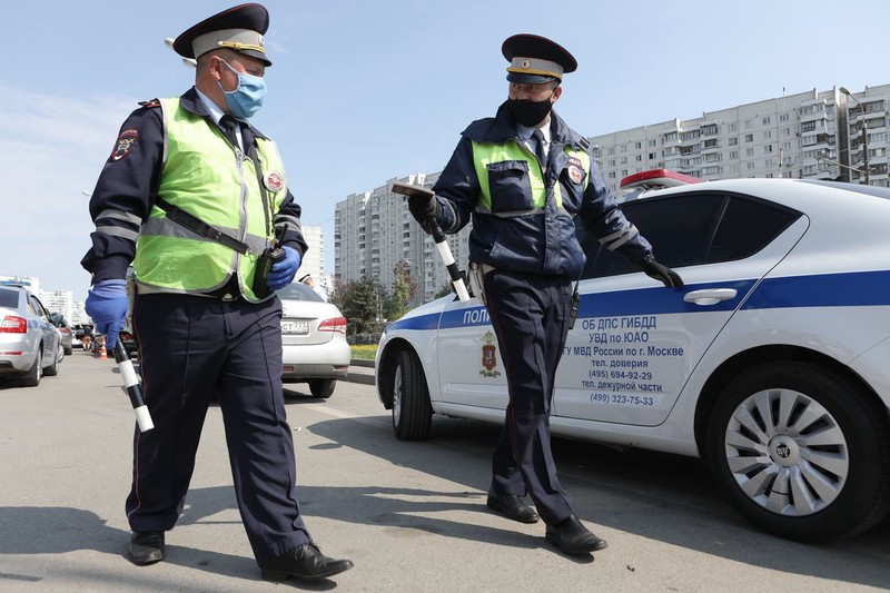 Более 23 тысяч штрафов за ошибки при оформлении водительского пропуска отменили в Москве