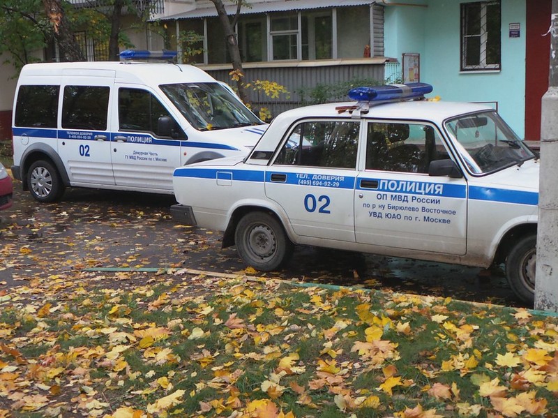 Грабители похитили ювелирные изделия и миллион рублей из дома в Реутове