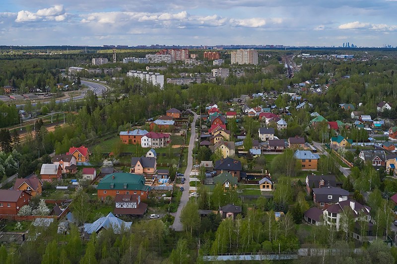 Москвичам разрешат некапитально строить на арендованной у города земли 