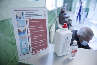 Антисептики из конфискованного спирта разрешили делать в России