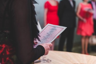 Поженившимся в день «двух восьмерок» пообещали семейные проблемы