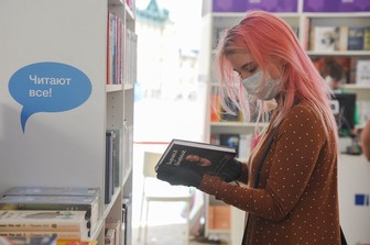 Опрос показал, что предпочитают читать школьники после уроков