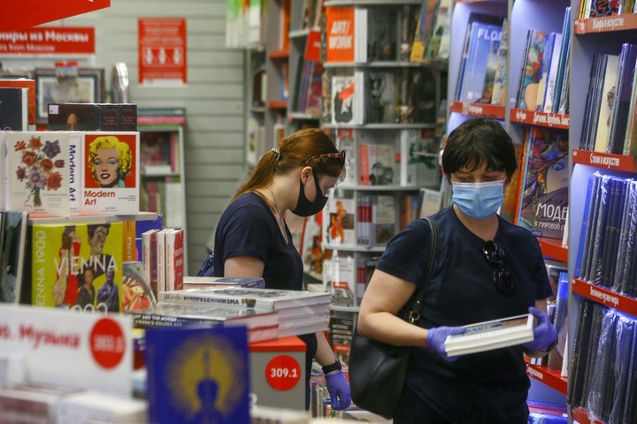 О чем говорят на Фестивале прессы: как книжные магазины пережили пандемию