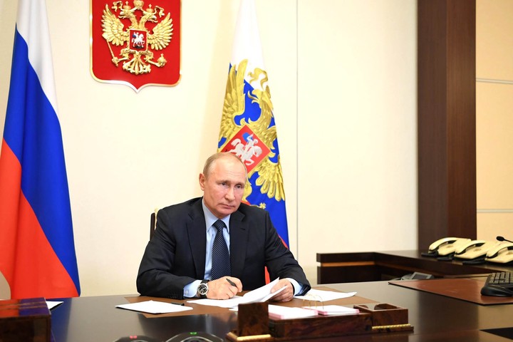Путин пожелал успехов новому составу Общественной палаты РФ