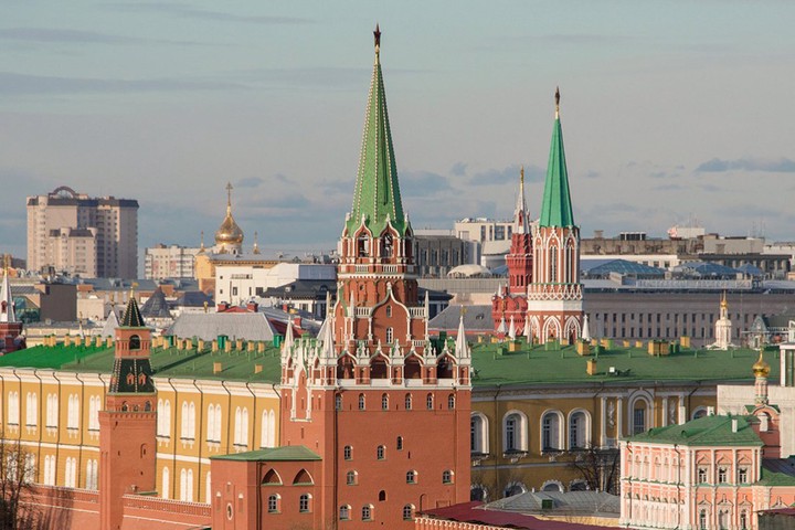 В Кремле заявили, что США не смогли убедить Украину выполнить Минские соглашения