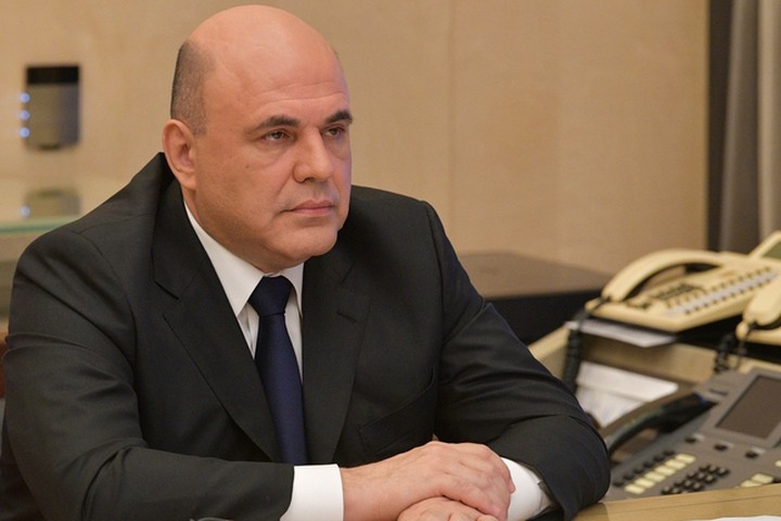 Мишустин выделил около 1,9 миллиарда рублей на выплаты соцработникам