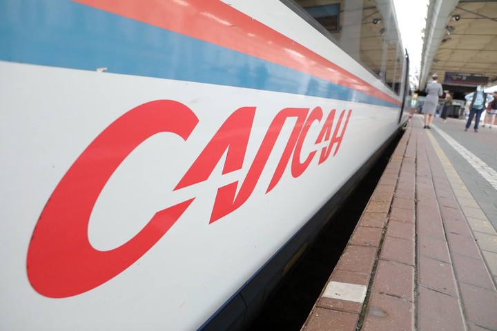 Цены на билеты в «Сапсанах» между Москвой, Петербургом и Нижним Новгородом снизили в честь 8 Марта