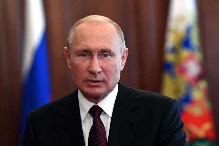 Путин поддержал идею присвоить 20 городам звание «Город трудовой доблести»